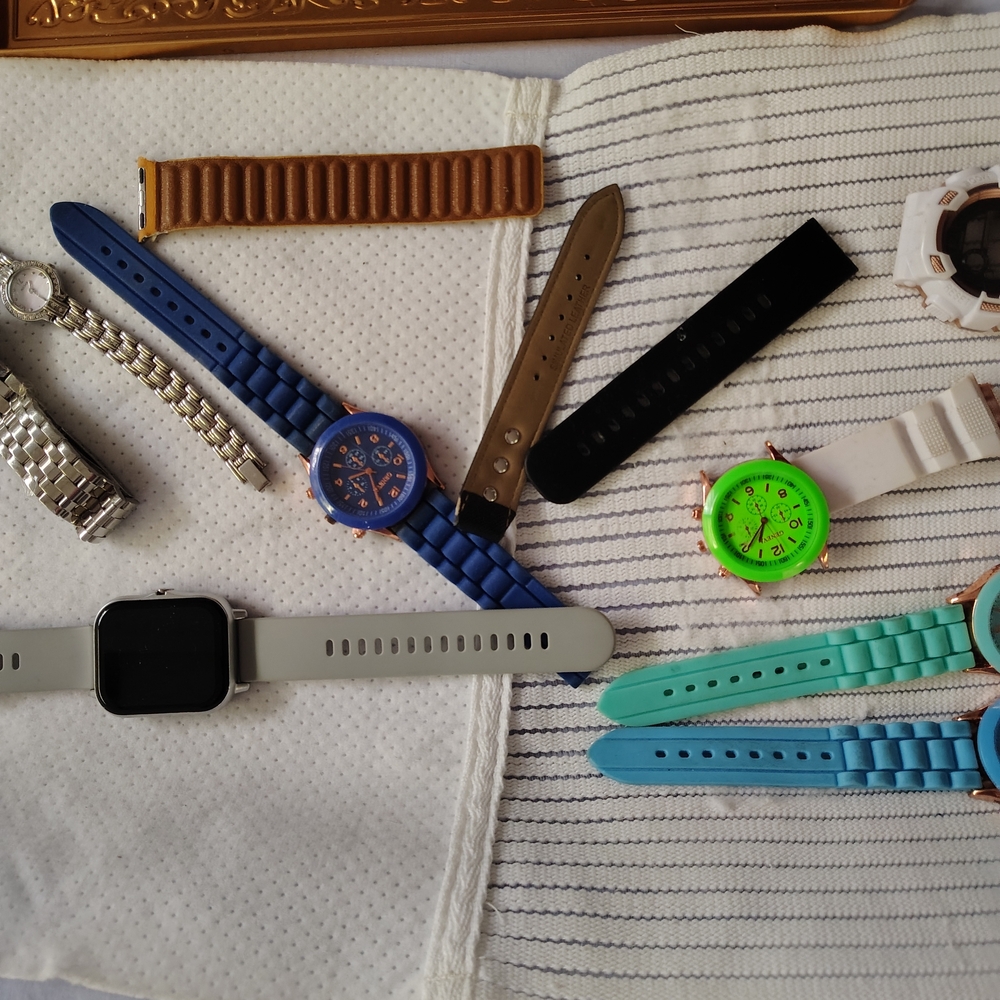 Colorful Watch Collection - Picture 3 of 10